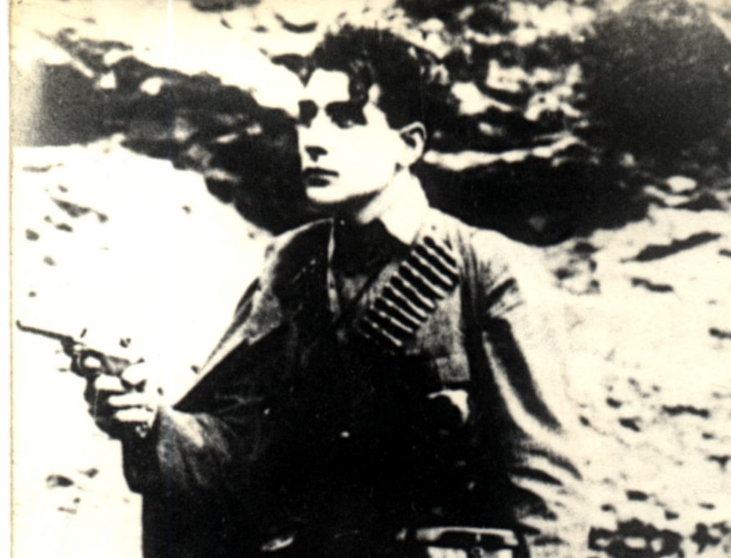 A short biography of the Bulgarian anarchist guerilla Tinko Simov.