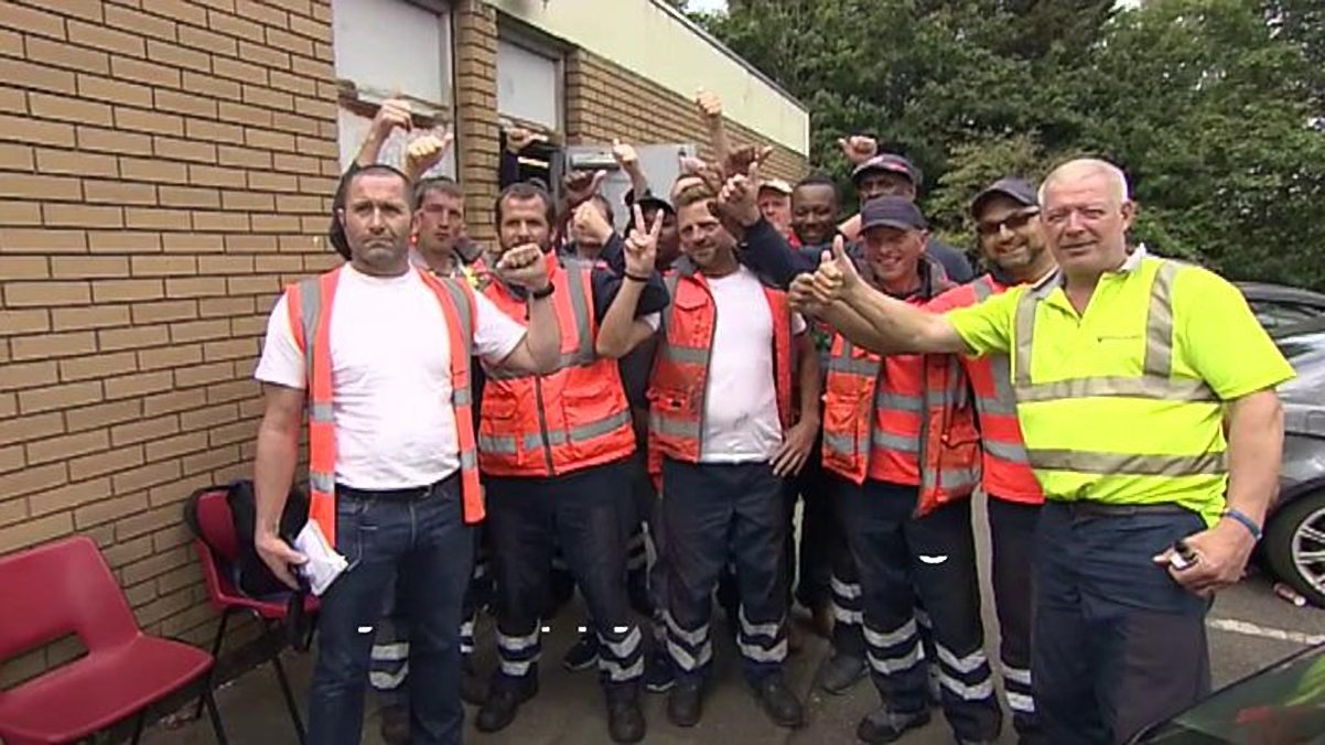 Bin and care workers on strike in Birmingham