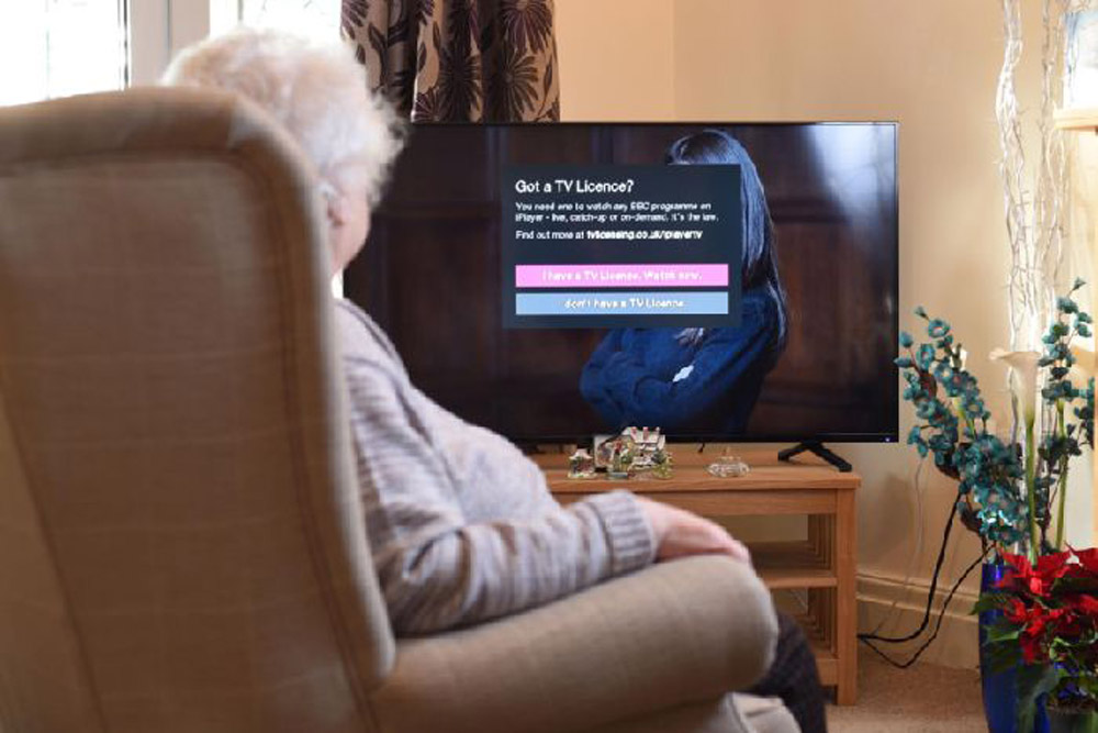 Free TV licenses axed for over 75