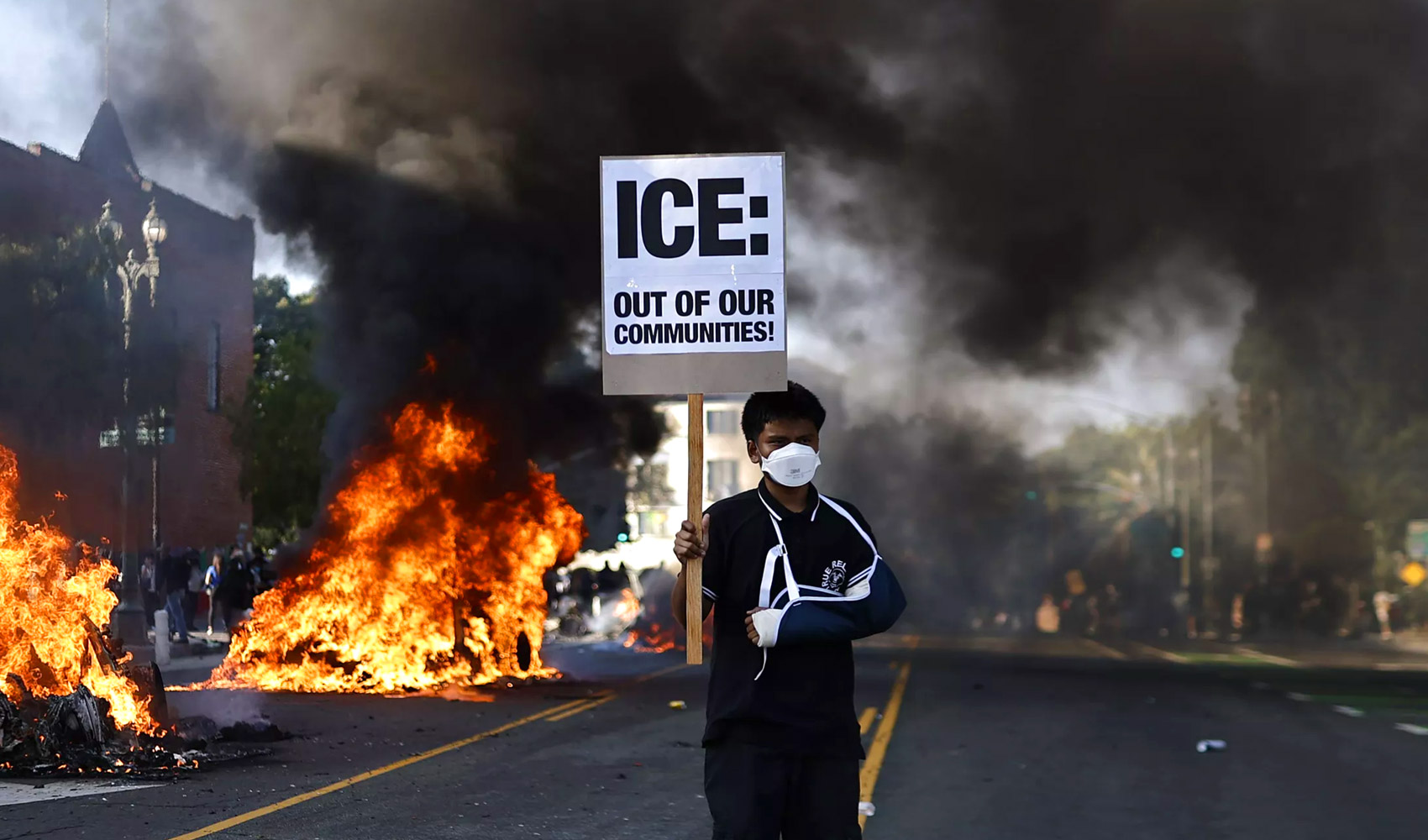 Resistance to ICE raids in Los Angeles