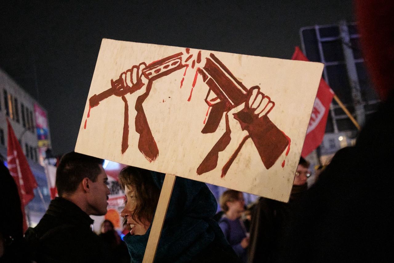 German youth resist conscription